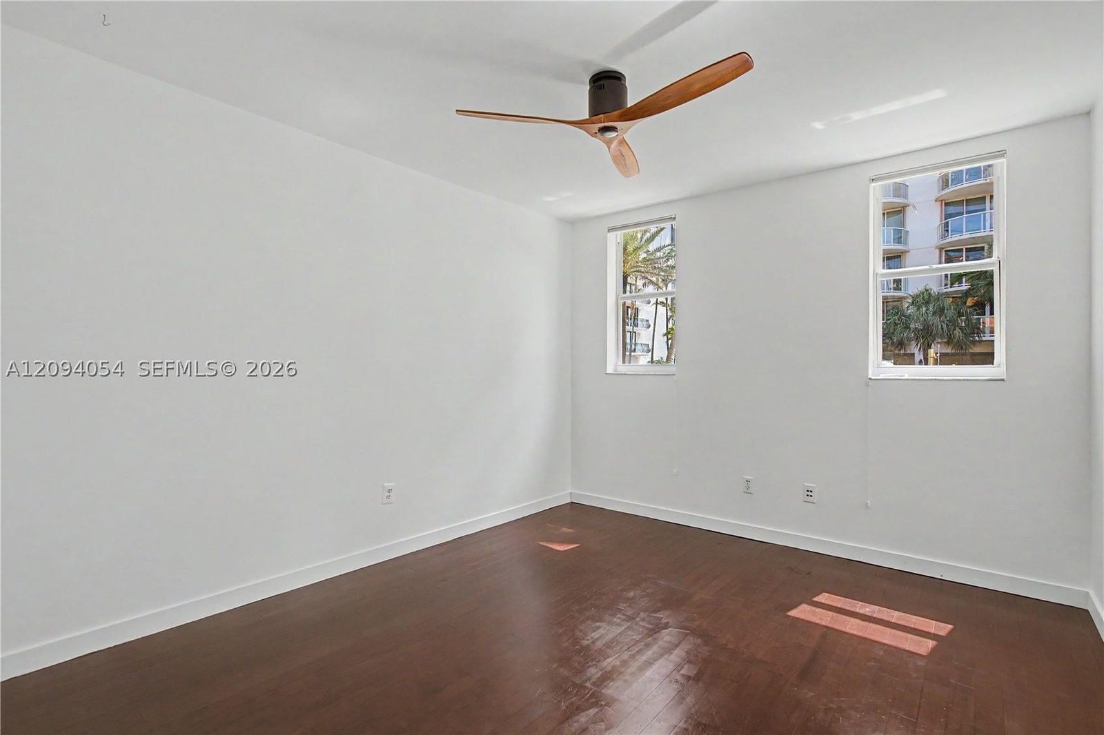Real estate property located at 8888 Collins Ave #115, Miami-dade, Surfside Palms Condo, Surfside, FL