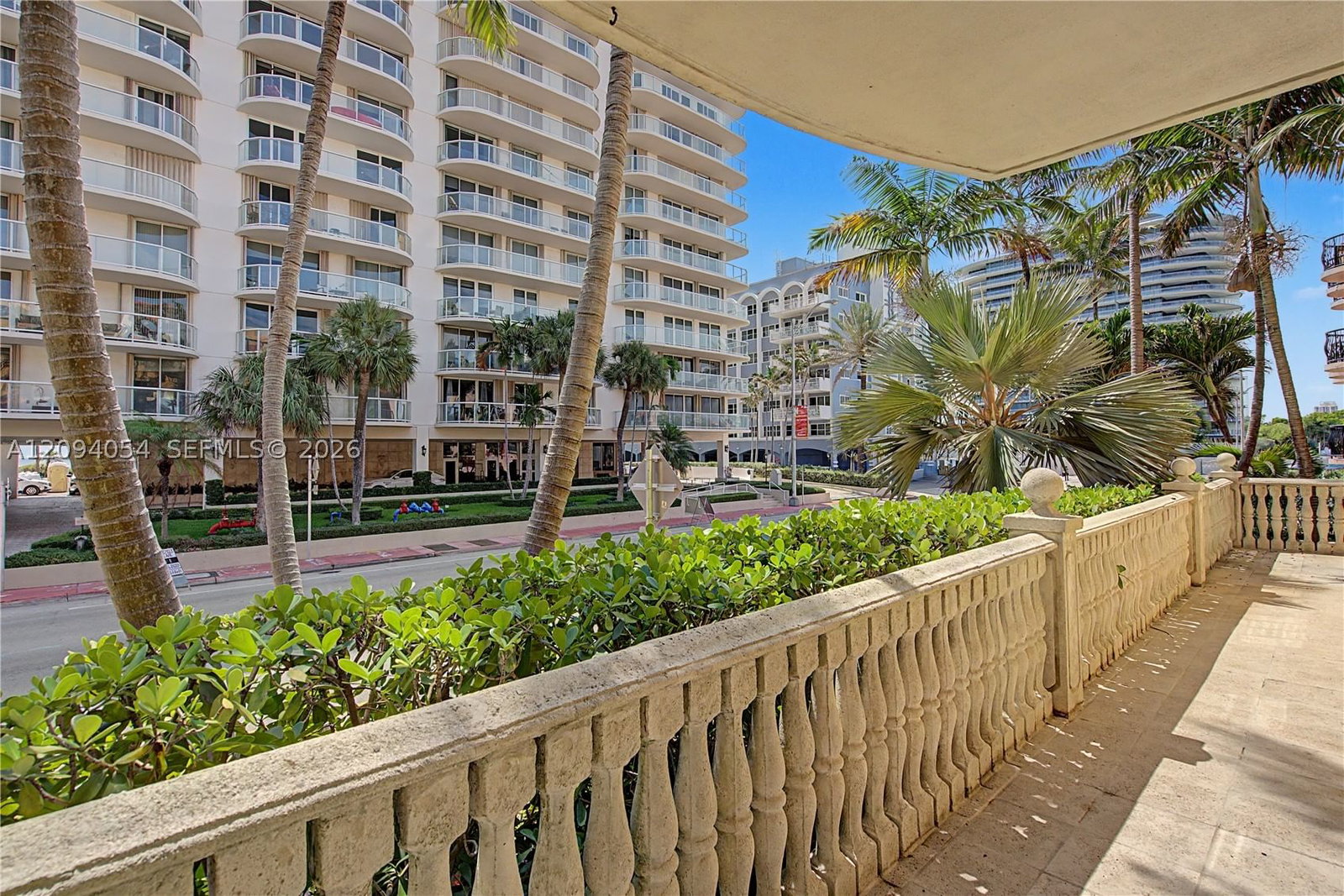 Real estate property located at 8888 Collins Ave #115, Miami-dade, Surfside Palms Condo, Surfside, FL