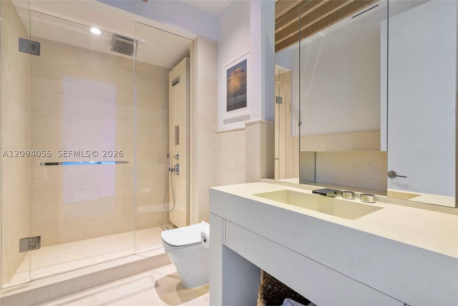 Real estate property located at 102 24th St PH-1607, Miami-dade, 2399 Collins Avenue, Miami Beach, FL