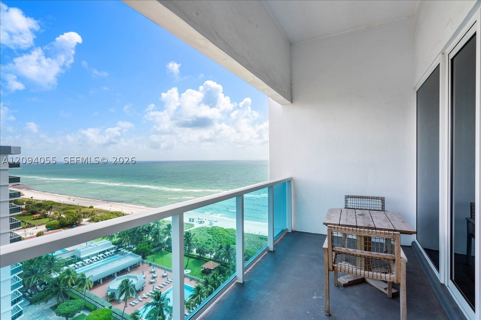 Real estate property located at 102 24th St PH-1607, Miami-dade, 2399 Collins Avenue, Miami Beach, FL