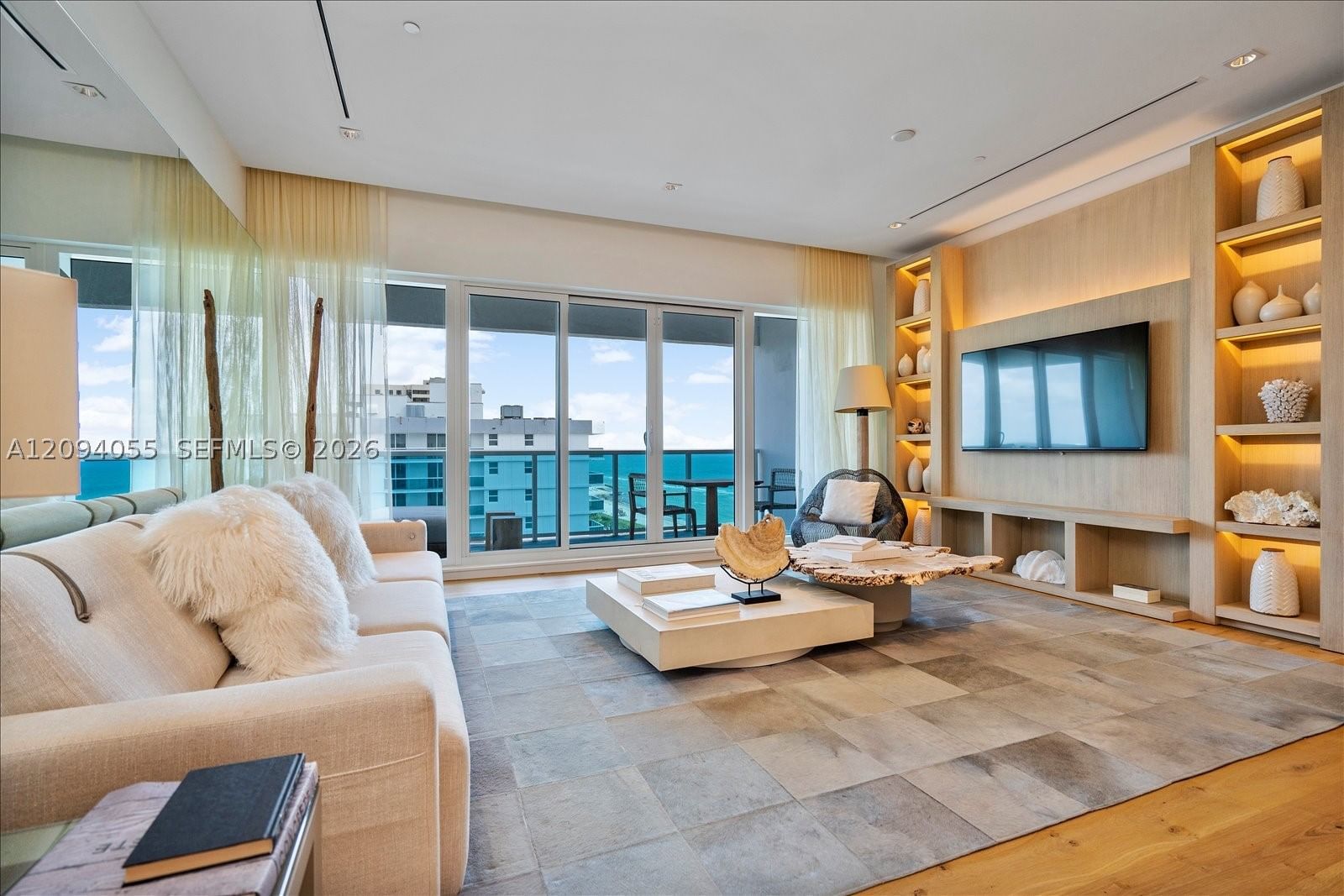 Real estate property located at 102 24th St PH-1607, Miami-dade, 2399 Collins Avenue, Miami Beach, FL