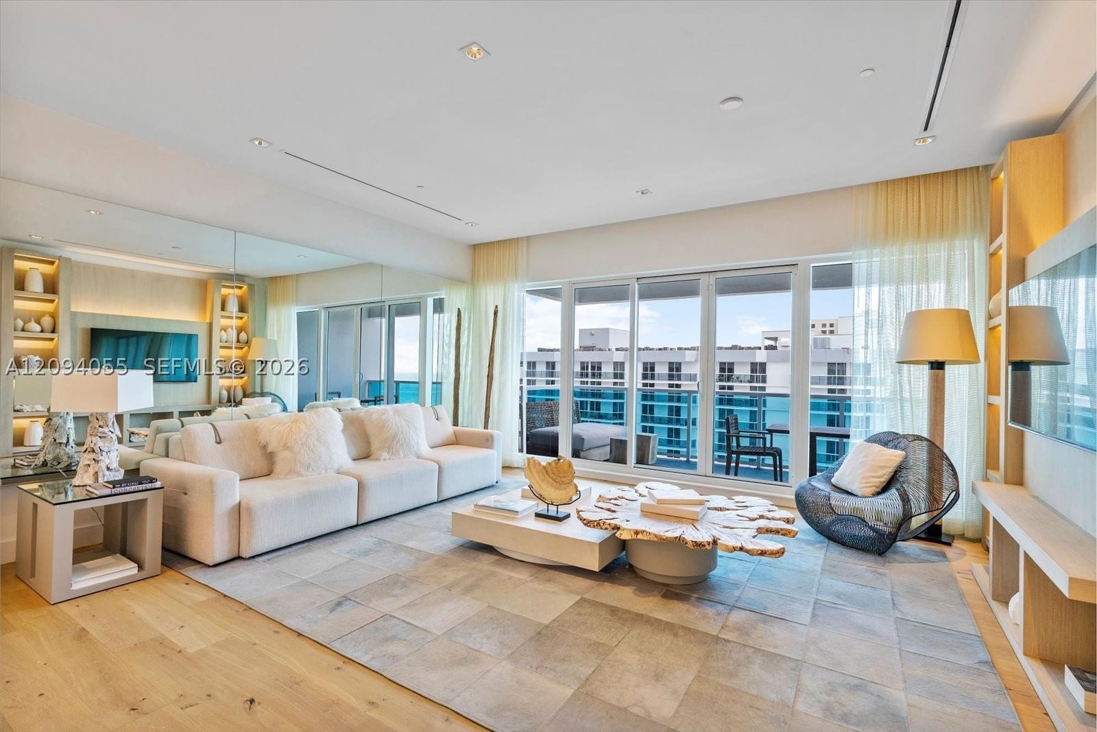 Real estate property located at 102 24th St PH-1607, Miami-dade, 2399 Collins Avenue, Miami Beach, FL