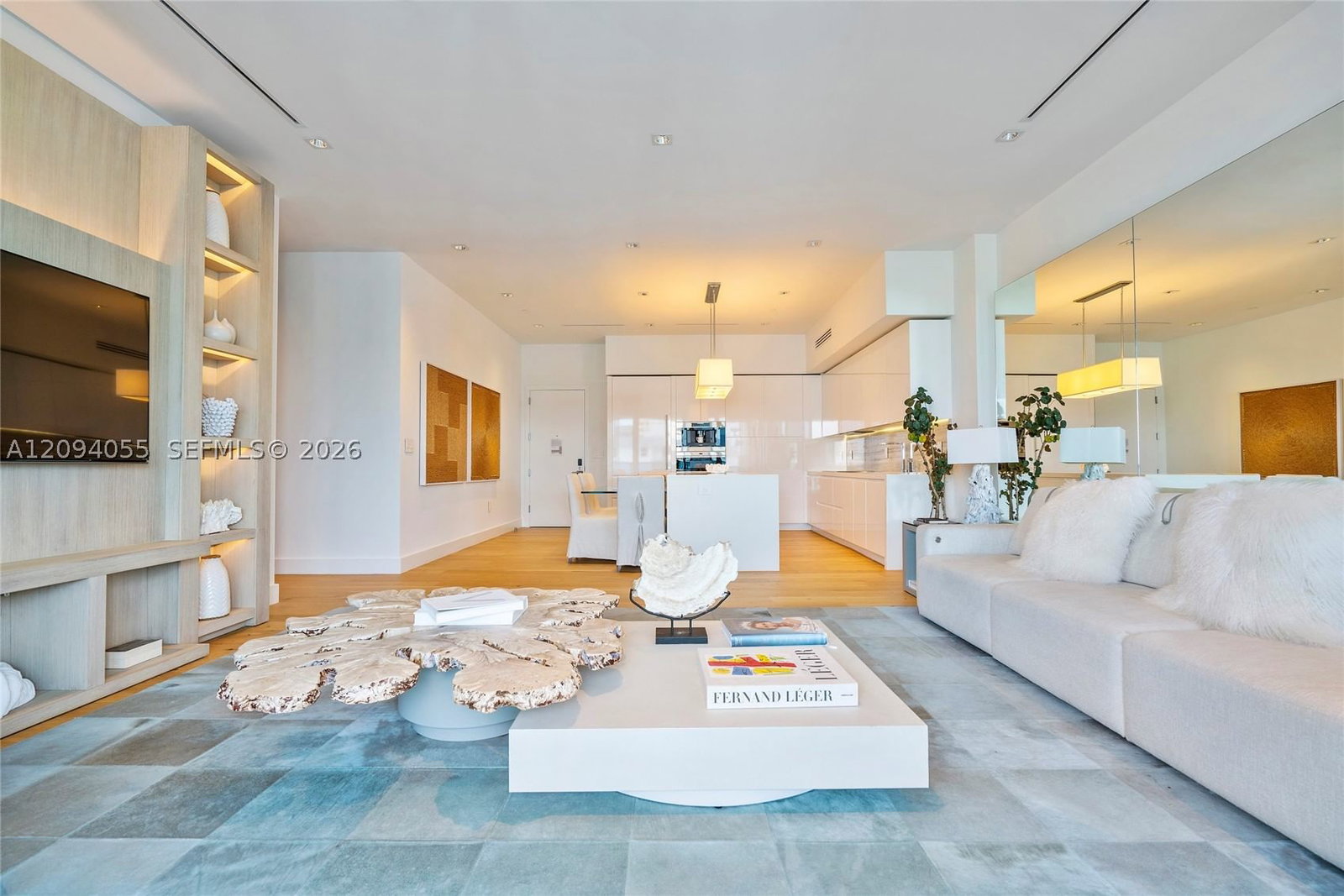 Real estate property located at 102 24th St PH-1607, Miami-dade, 2399 Collins Avenue, Miami Beach, FL