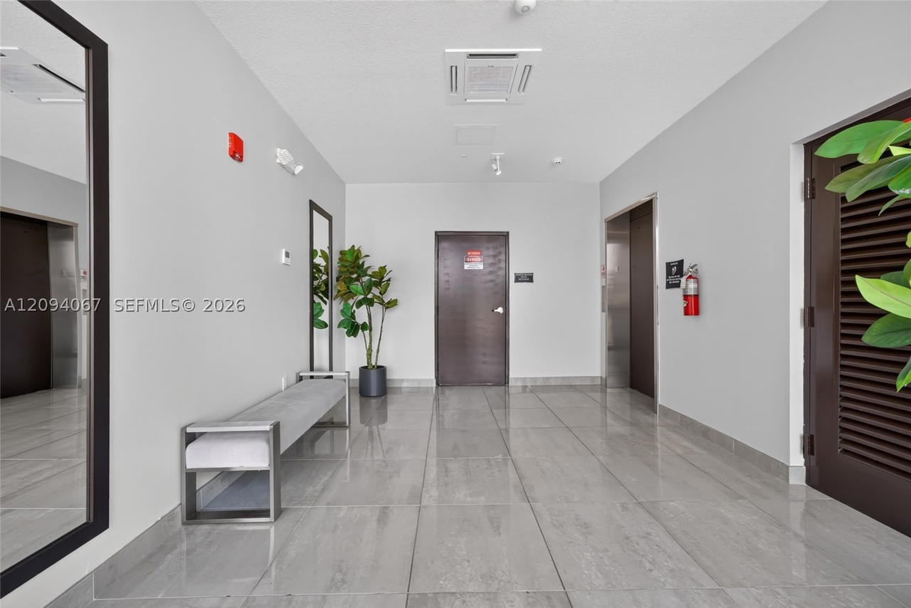 Real estate property located at 8167 41st St E-208, Miami-dade, Downtown Doral South Phas, Doral, FL