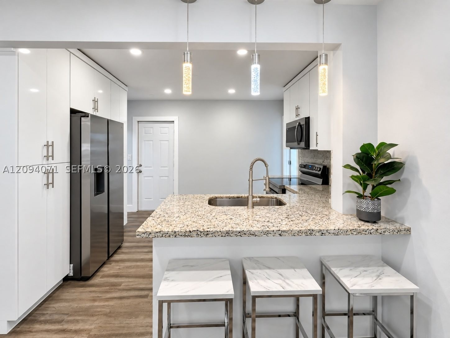 Real estate property located at 6831 Sheridan St, Broward, Driftwood Acres No 7, Hollywood, FL