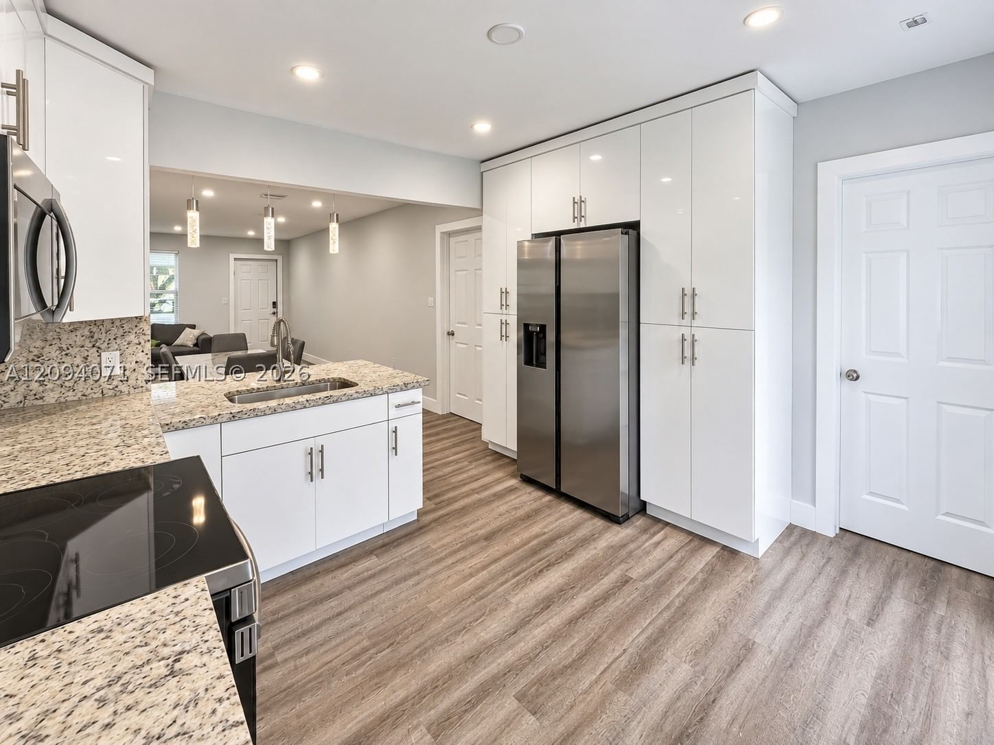 Real estate property located at 6831 Sheridan St, Broward, Driftwood Acres No 7, Hollywood, FL