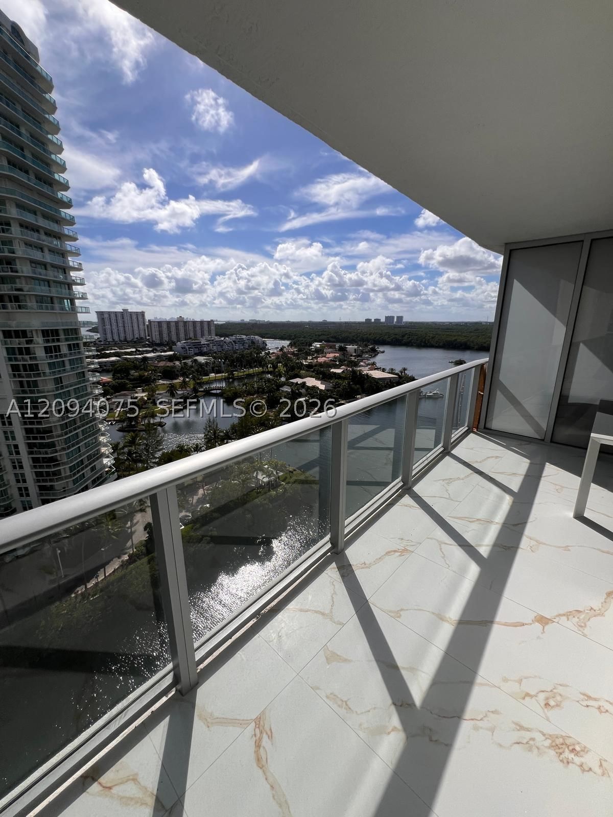 Real estate property located at 300 Sunny Isles Blvd #4-1504, Miami-dade, Parque Towers Condo, Sunny Isles Beach, FL
