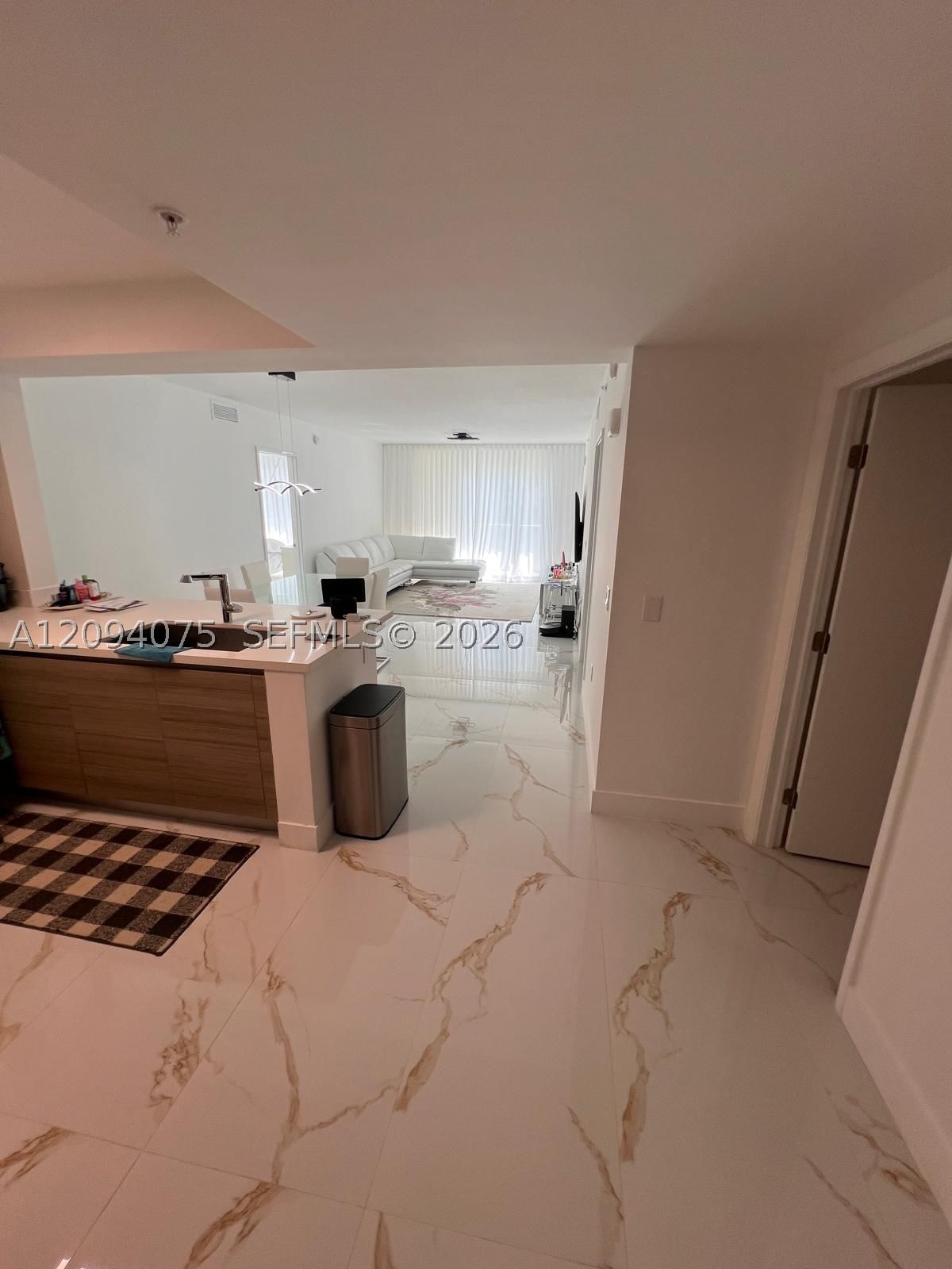 Real estate property located at 300 Sunny Isles Blvd #4-1504, Miami-dade, Parque Towers Condo, Sunny Isles Beach, FL