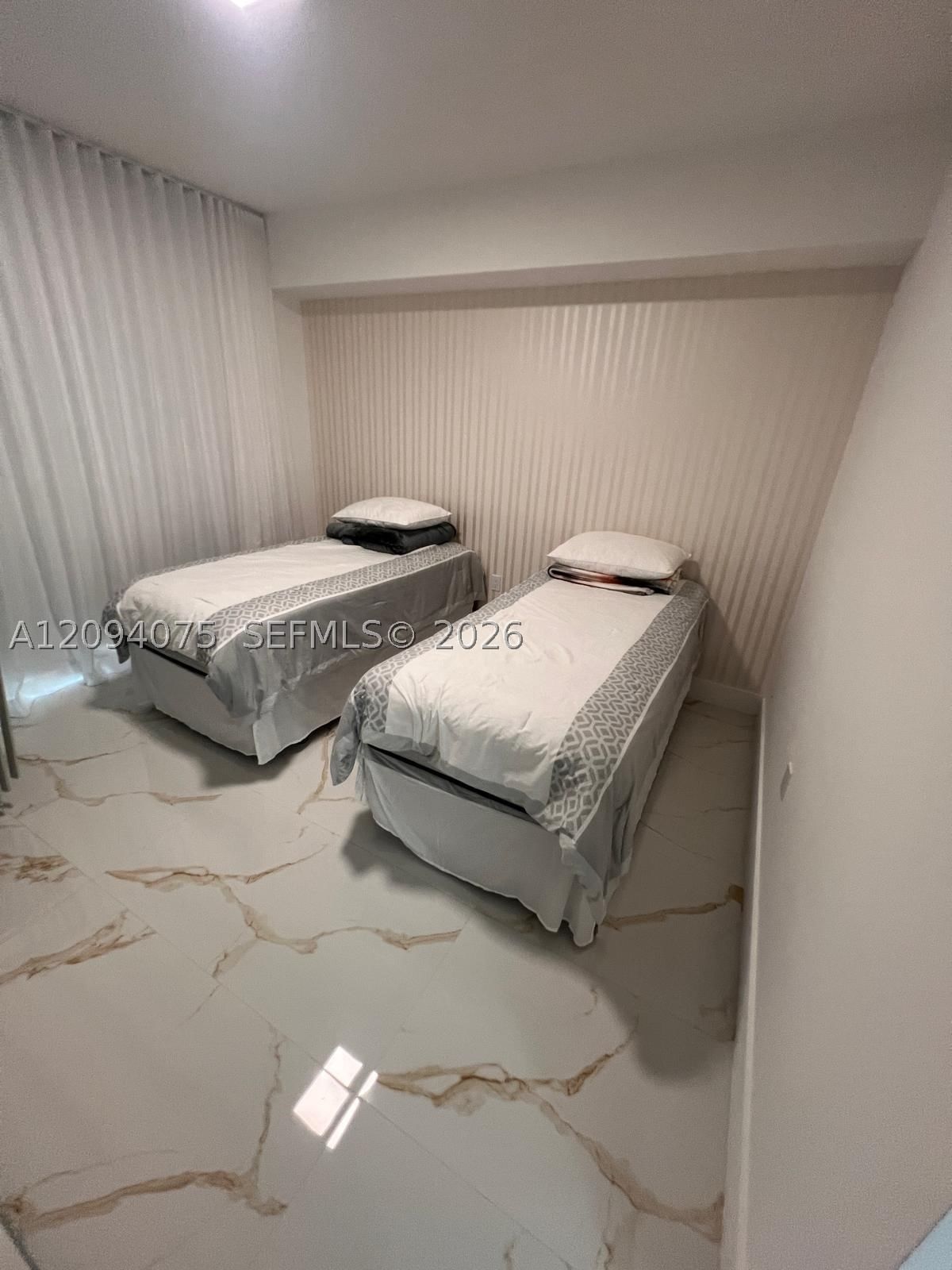 Real estate property located at 300 Sunny Isles Blvd #4-1504, Miami-dade, Parque Towers Condo, Sunny Isles Beach, FL