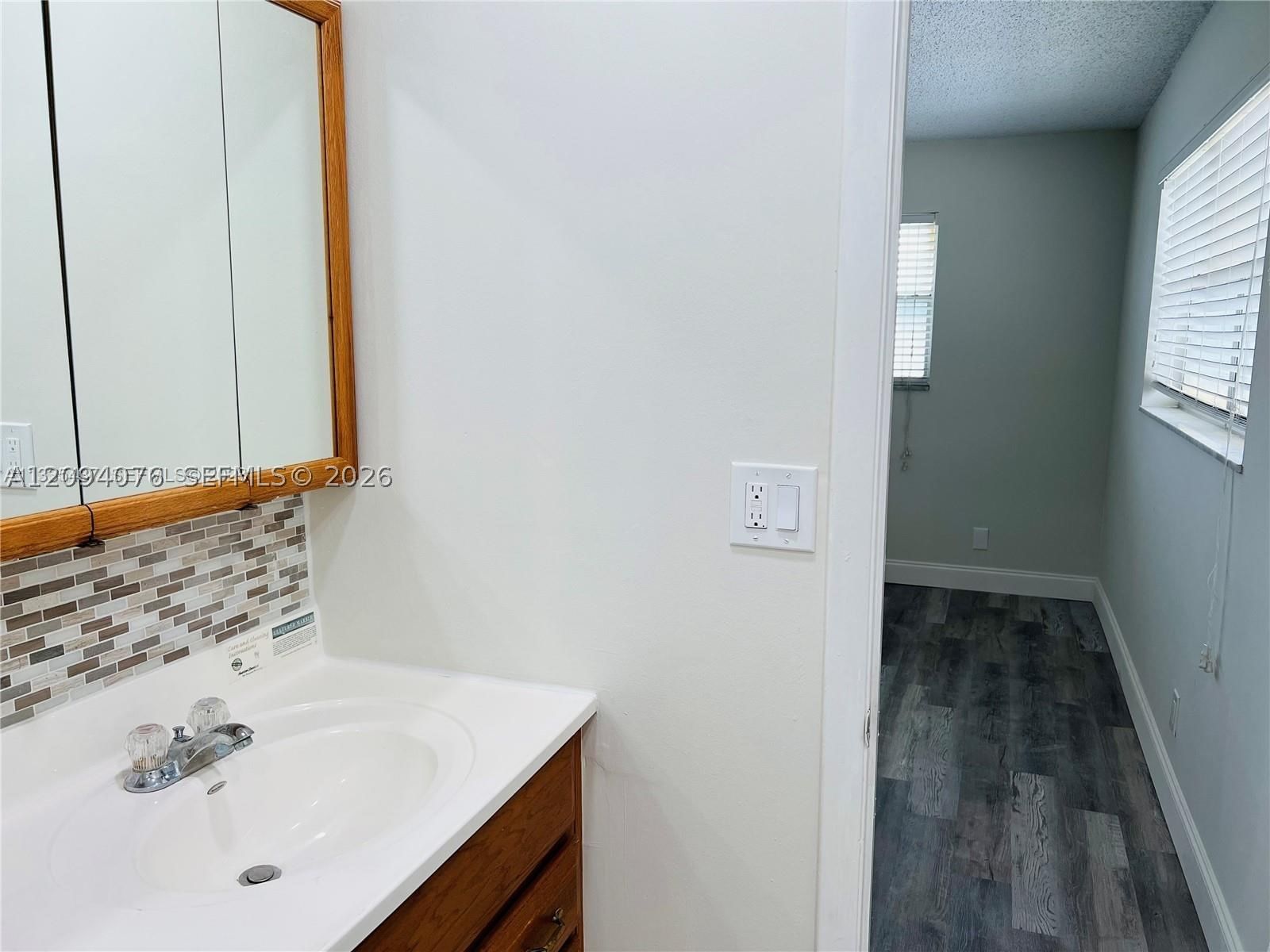 Real estate property located at 8025 Colony Cir S #210, Broward, Versailles Gardens Condo, Tamarac, FL