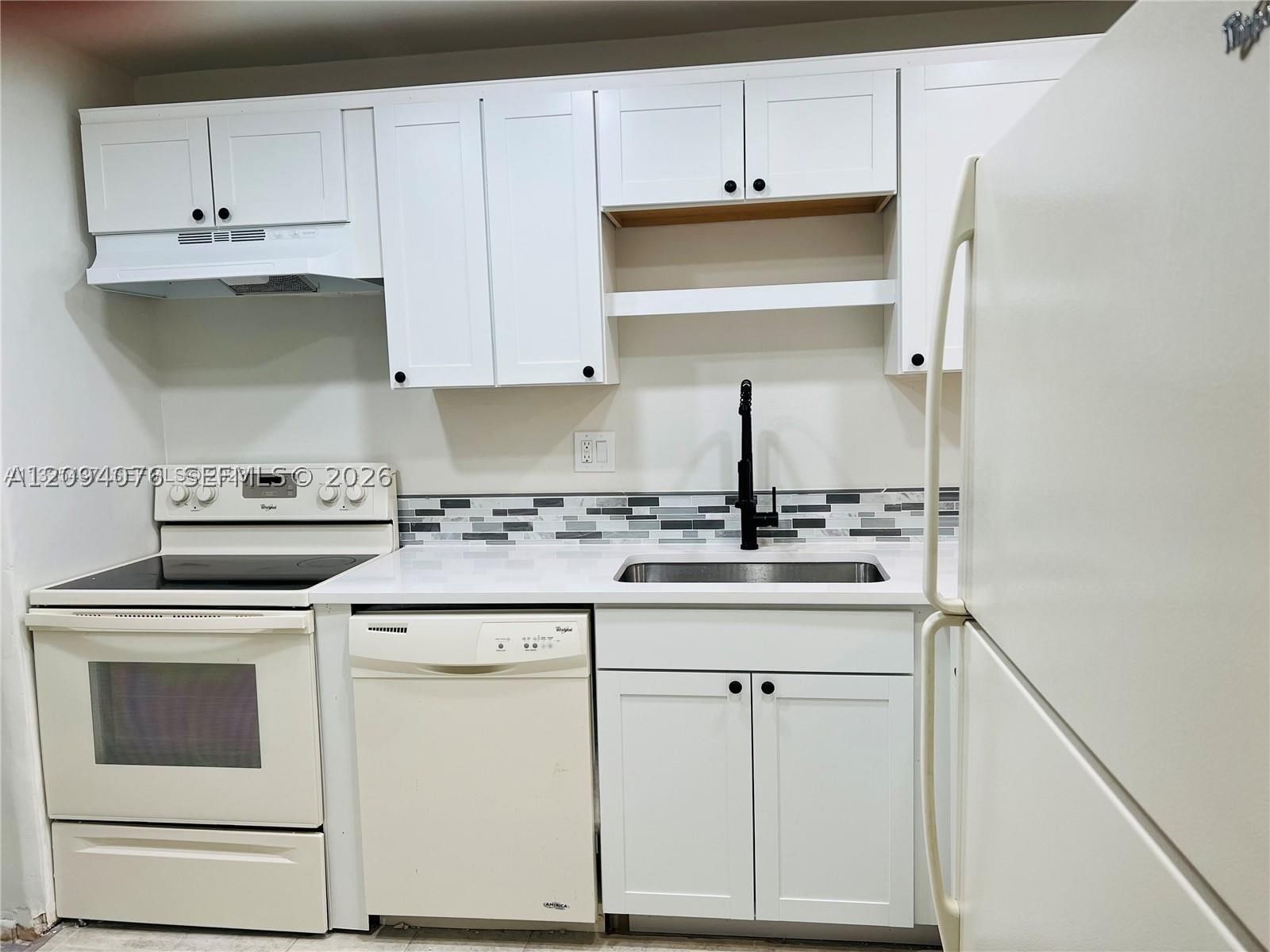 Real estate property located at 8025 Colony Cir S #210, Broward, Versailles Gardens Condo, Tamarac, FL