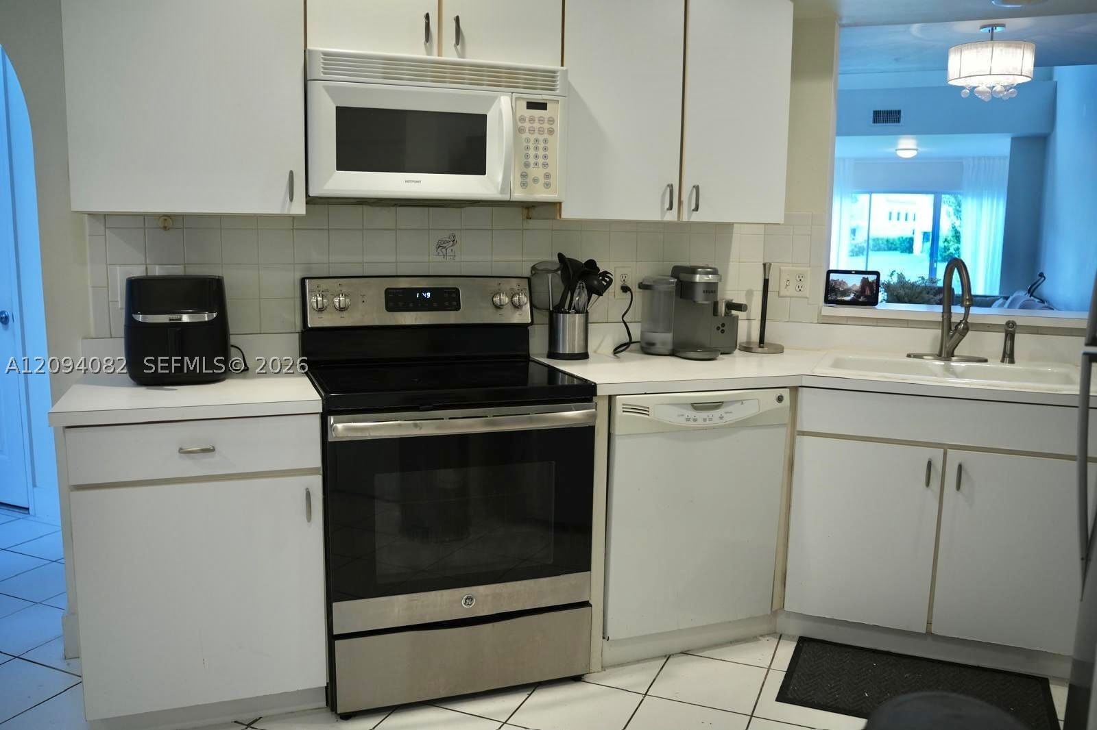 Real estate property located at 9100 Boca Gardens Pkwy B, Palm Beach, Boca Gardens 3, Boca Raton, FL
