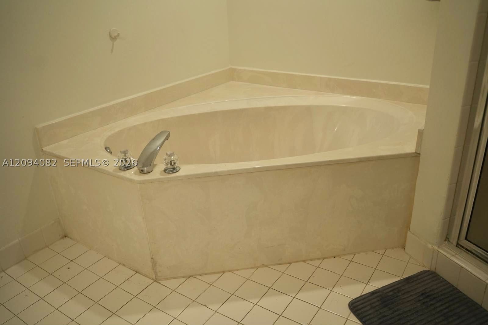 Real estate property located at 9100 Boca Gardens Pkwy B, Palm Beach, Boca Gardens 3, Boca Raton, FL