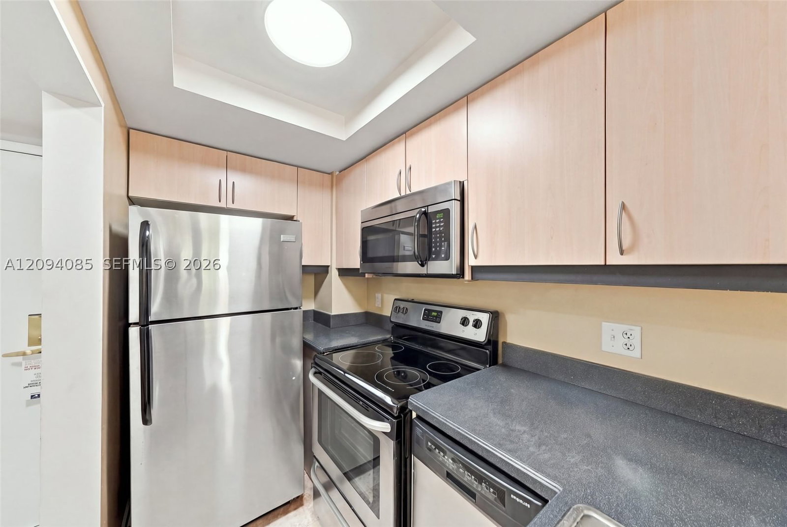 Real estate property located at 2951 Bayshore Dr #512, Miami-dade, The Mutiny Condo, Miami, FL