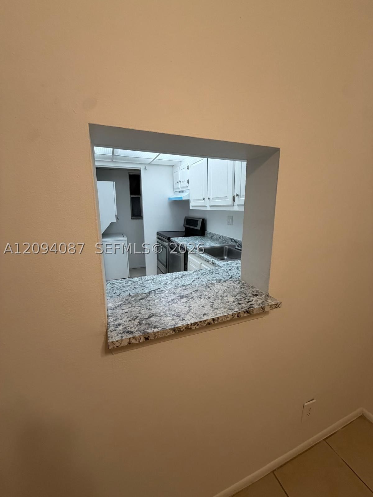 Real estate property located at 7825 Fairview Dr #202, Broward, Versailles Gardens Condo, Tamarac, FL