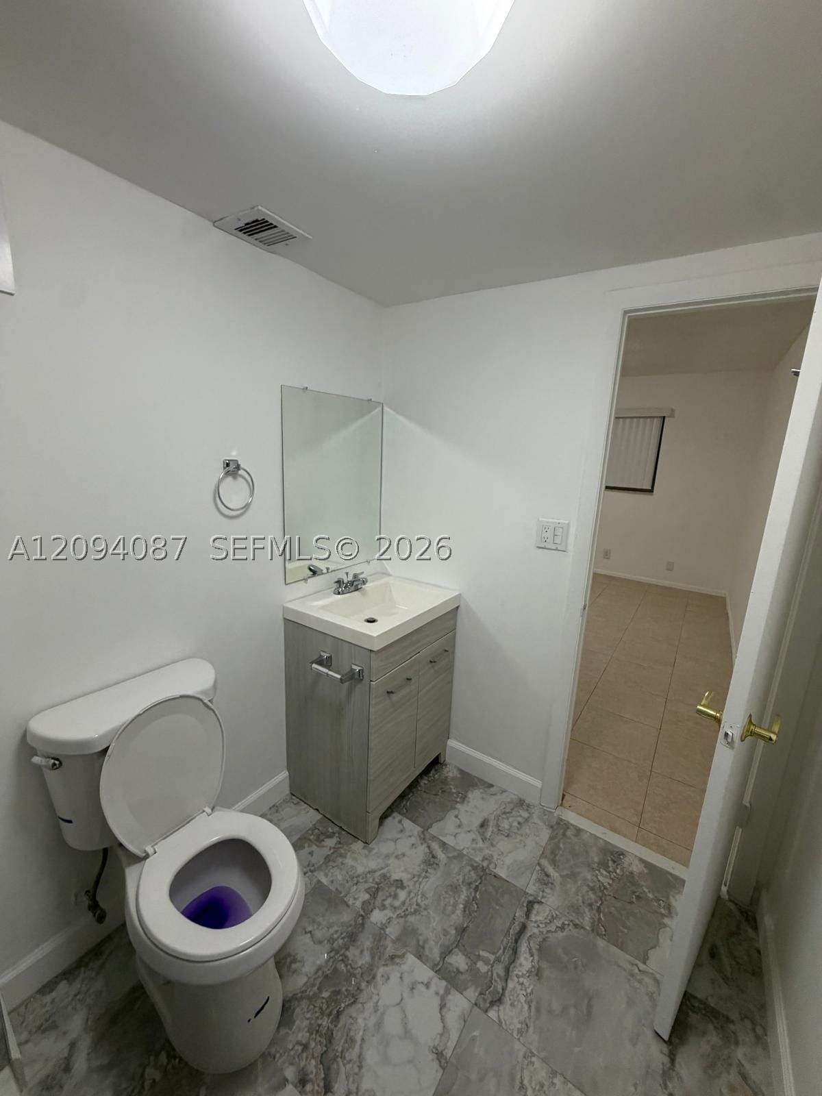 Real estate property located at 7825 Fairview Dr #202, Broward, Versailles Gardens Condo, Tamarac, FL