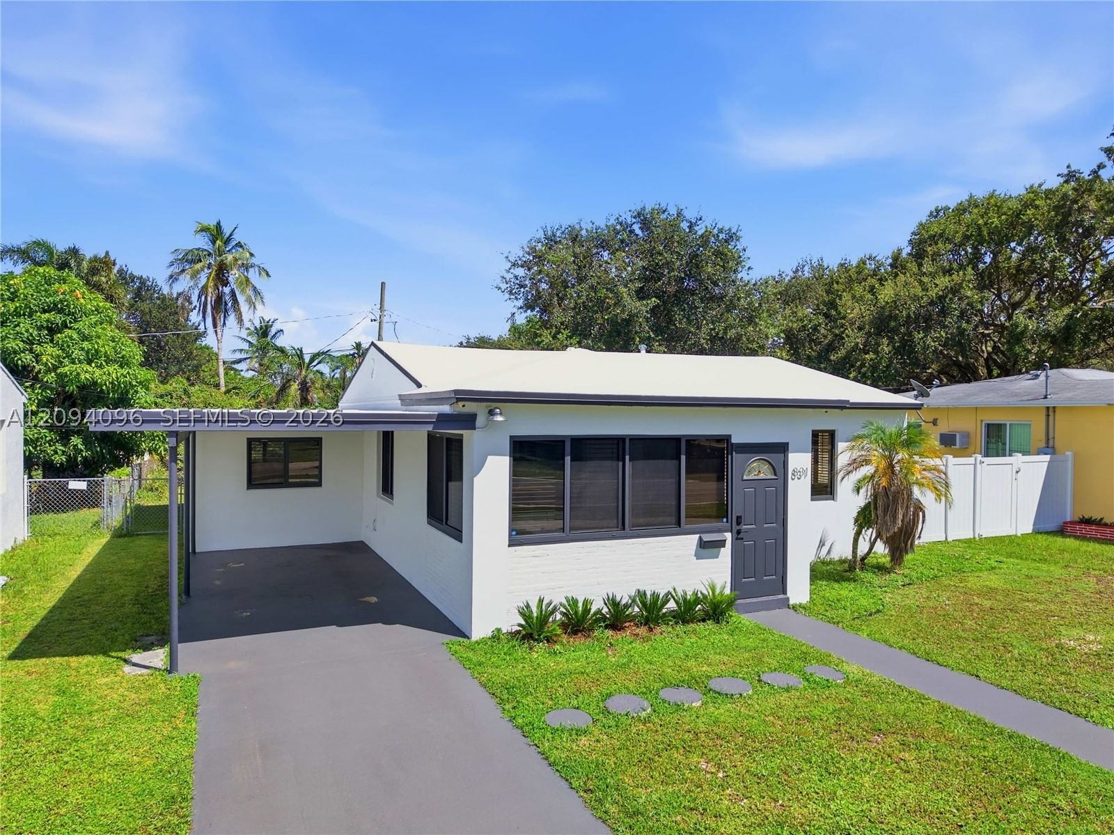 Real estate property located at 831 28th Ave, Broward, Hollywood Little Ranches, Hollywood, FL