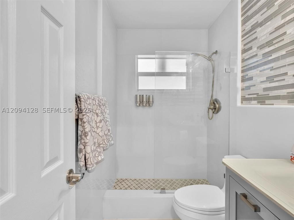 Real estate property located at 5121 30th Ter, Broward, Pompano Waterway Estates, Lighthouse Point, FL