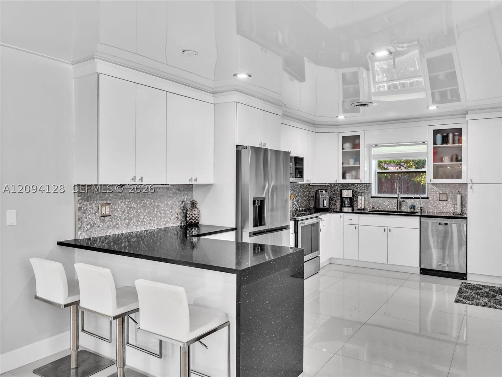 Real estate property located at 5121 30th Ter, Broward, Pompano Waterway Estates, Lighthouse Point, FL
