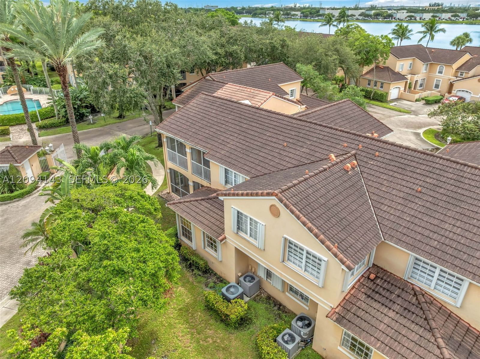 Real estate property located at 14611 Balgowan Rd #103-1, Miami-dade, Regatta Pointe Condo, Miami Lakes, FL