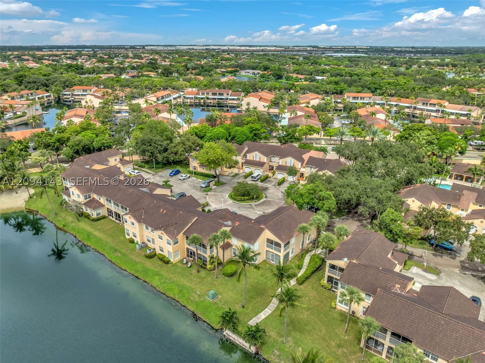 Real estate property located at 14611 Balgowan Rd #103-1, Miami-dade, Regatta Pointe Condo, Miami Lakes, FL