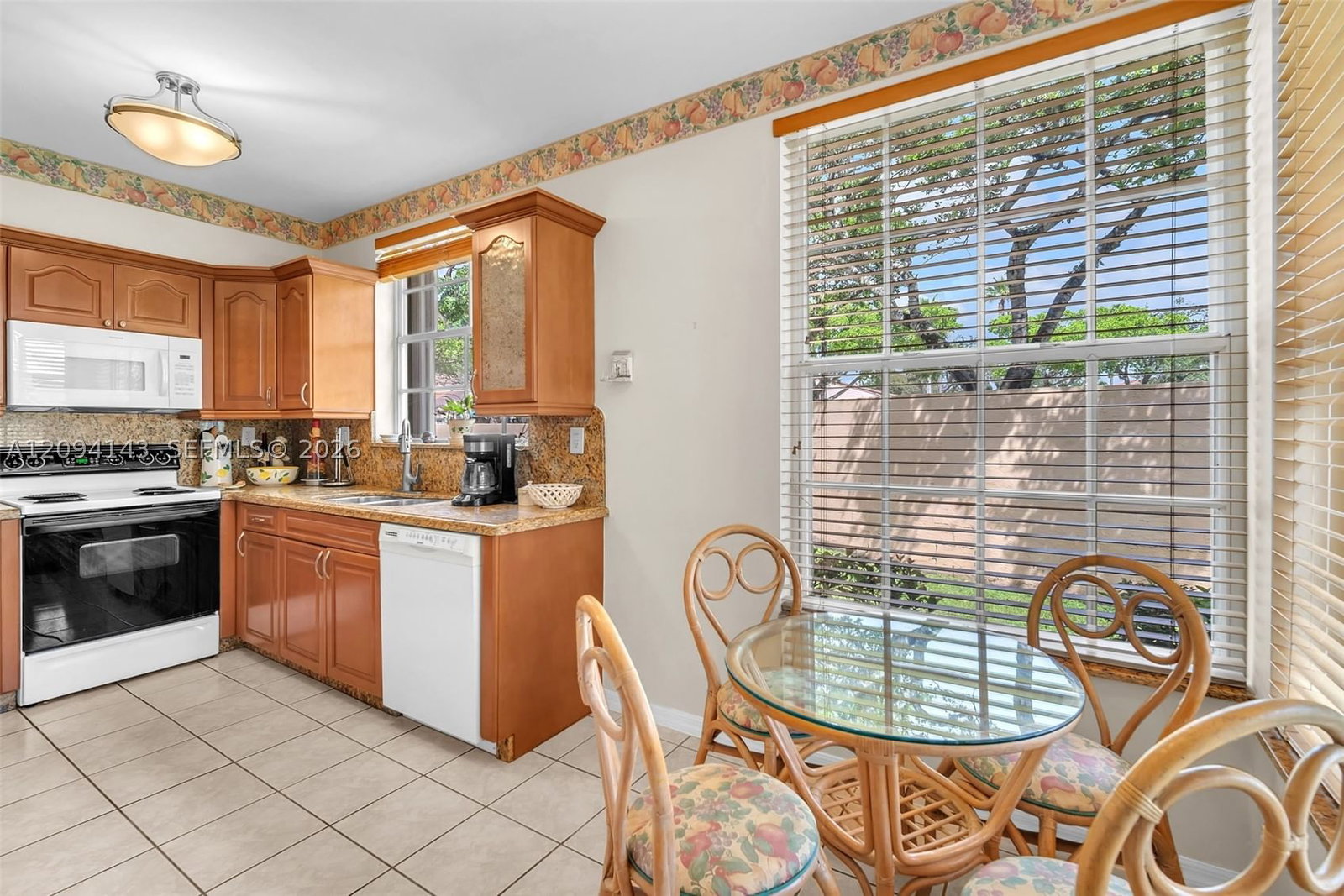 Real estate property located at 14611 Balgowan Rd #103-1, Miami-dade, Regatta Pointe Condo, Miami Lakes, FL