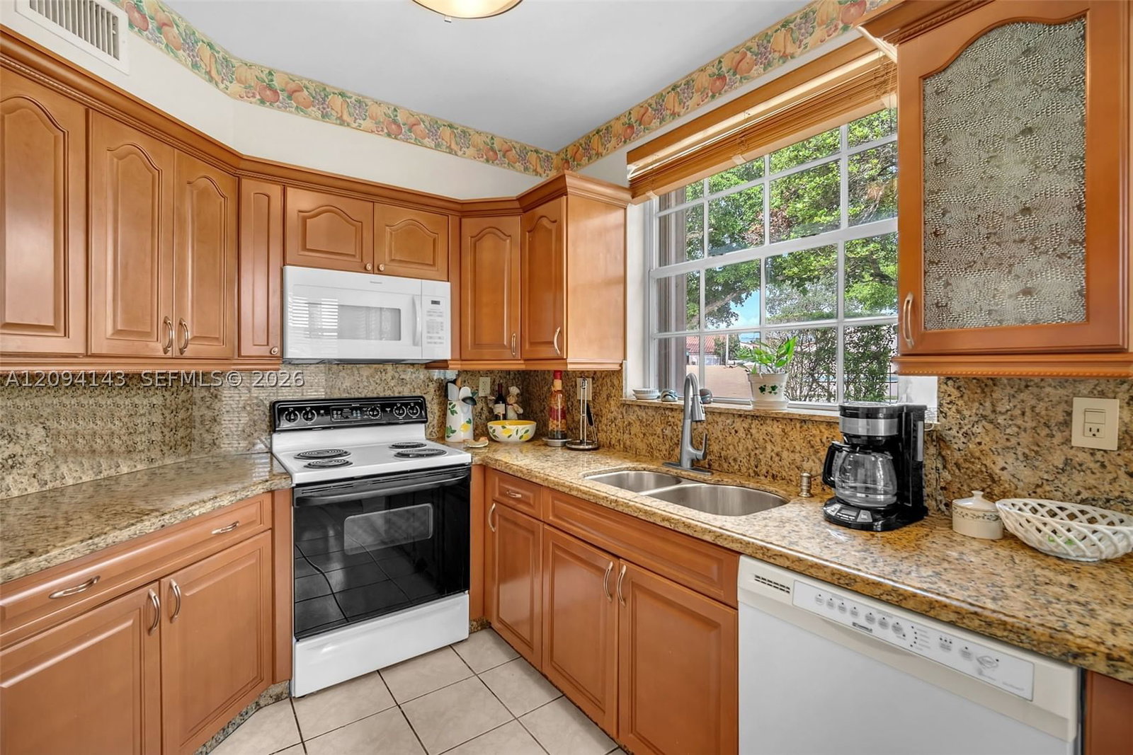 Real estate property located at 14611 Balgowan Rd #103-1, Miami-dade, Regatta Pointe Condo, Miami Lakes, FL