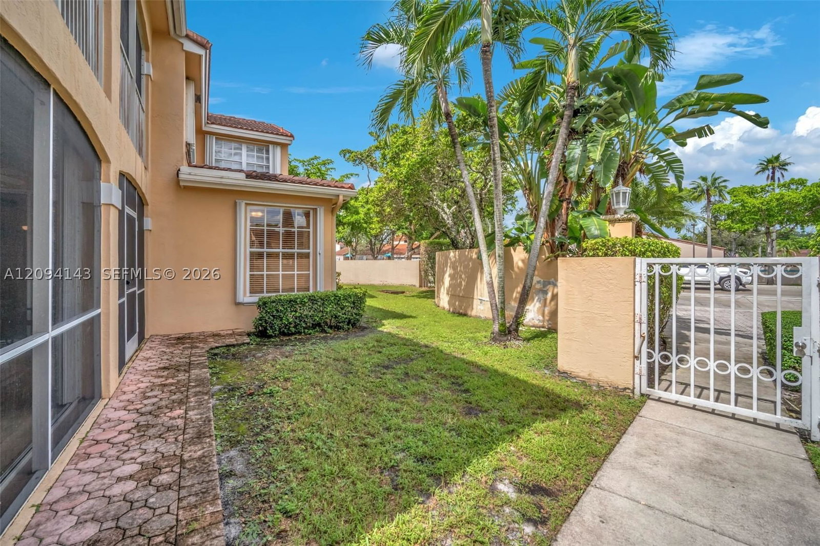 Real estate property located at 14611 Balgowan Rd #103-1, Miami-dade, Regatta Pointe Condo, Miami Lakes, FL