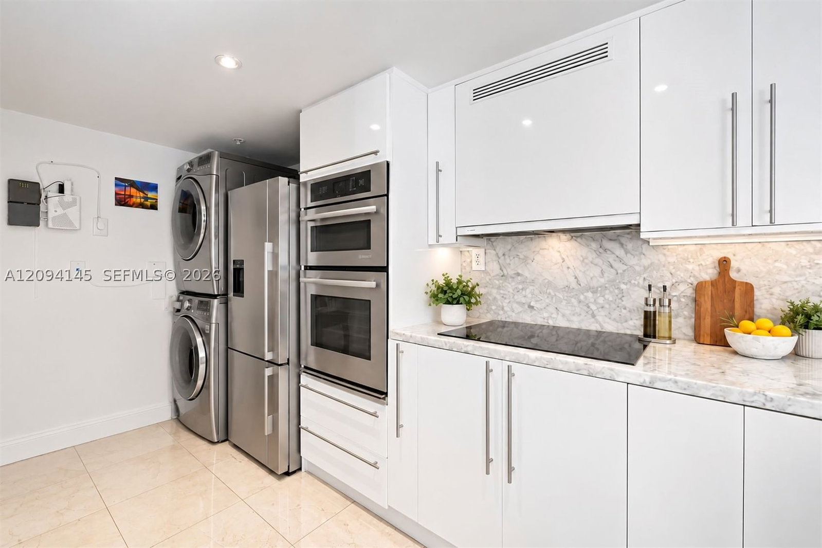 Real estate property located at 650 West Ave #2206, Miami-dade, The Floridian Condo, Miami Beach, FL