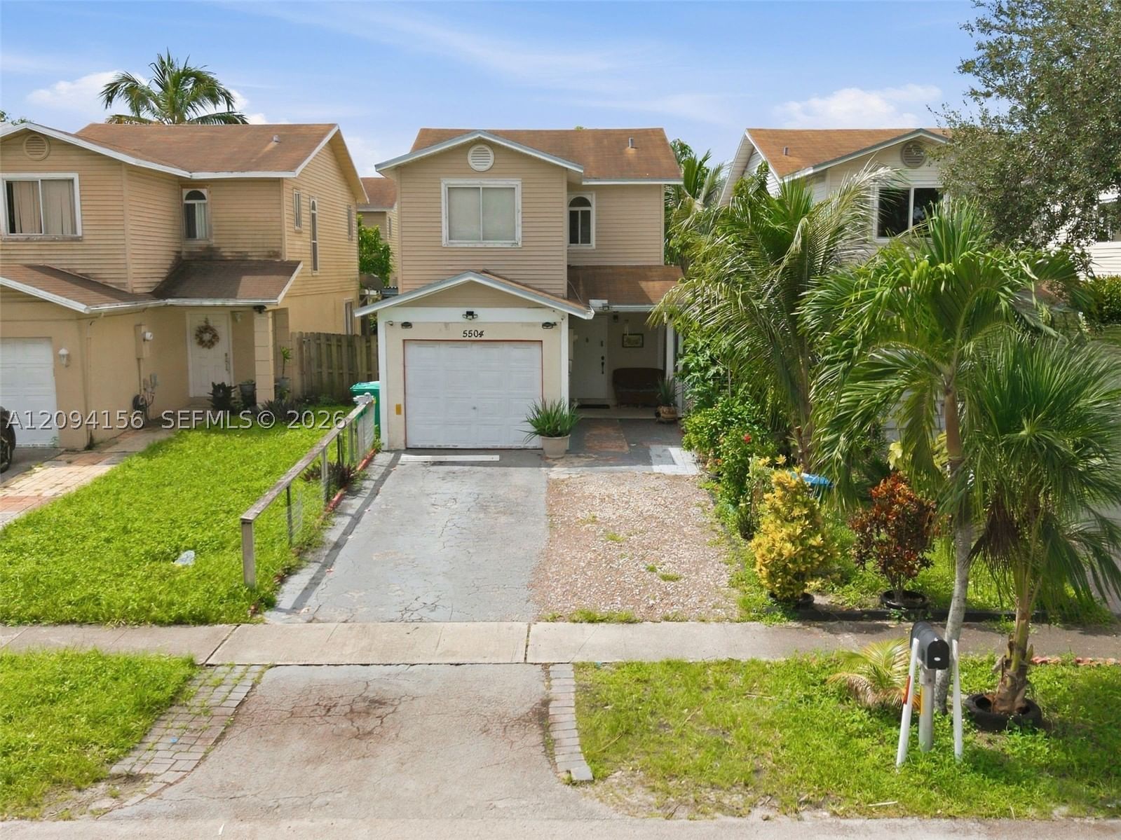 Real estate property located at 5504 22nd St, Broward, Orchard Lake Townhouses, Lauderhill, FL