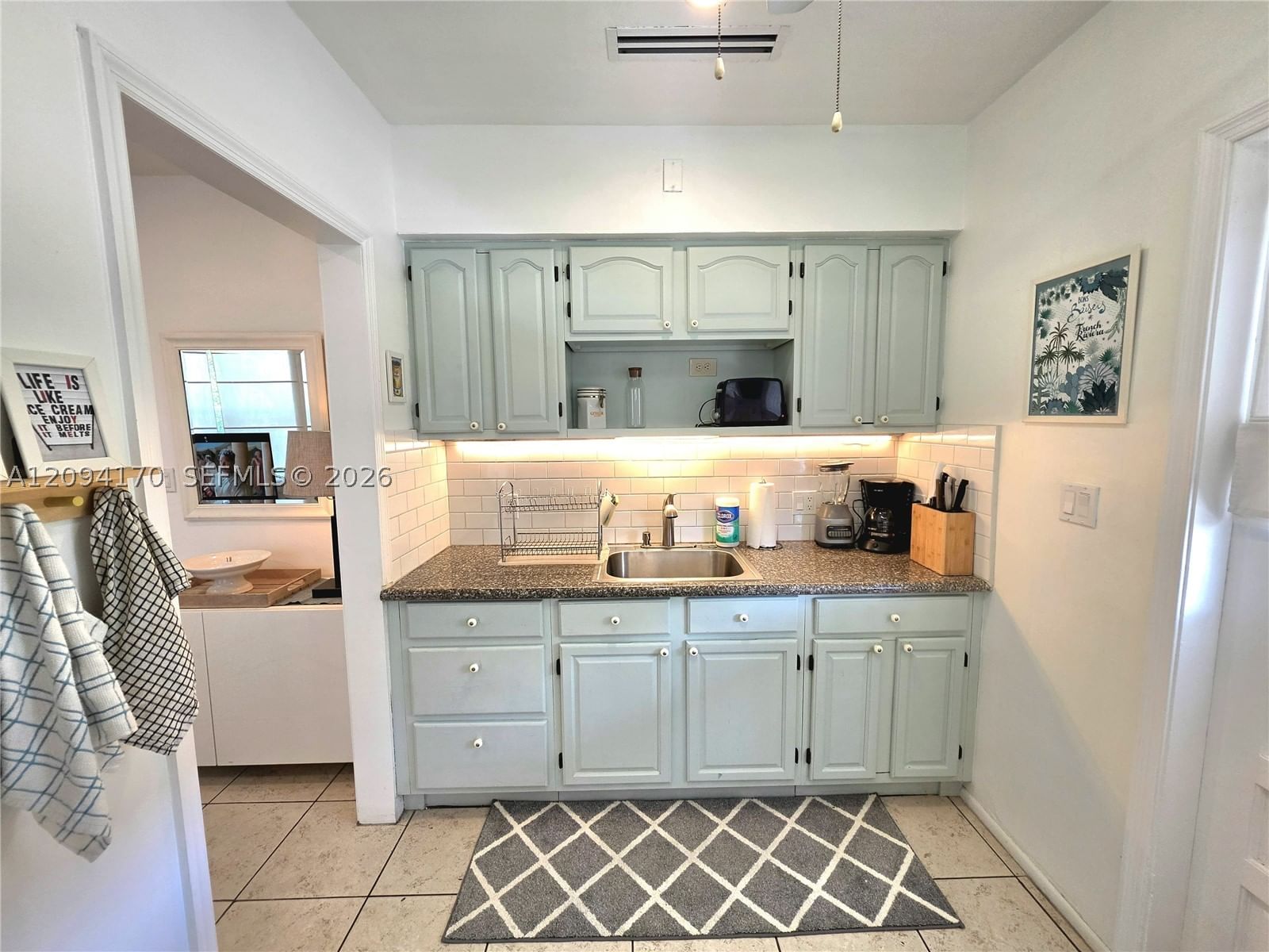 Real estate property located at 1220 128th St, Miami-dade, Hampshire Heath, North Miami, FL