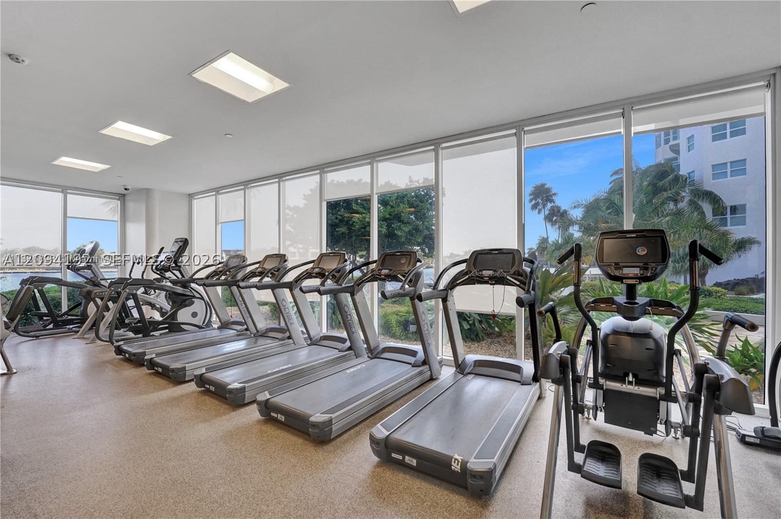 Real estate property located at 20281 Country Club Dr #305, Miami-dade, Hamptons West Condo, Aventura, FL