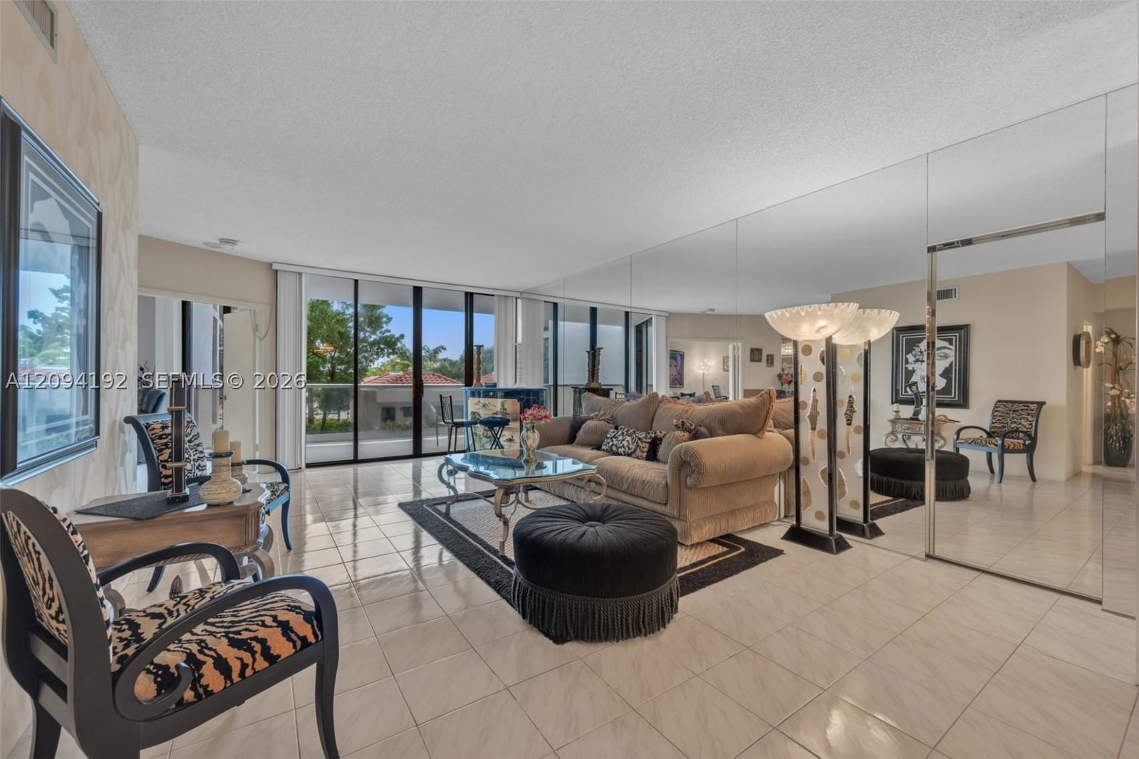 Real estate property located at 20281 Country Club Dr #305, Miami-dade, Hamptons West Condo, Aventura, FL
