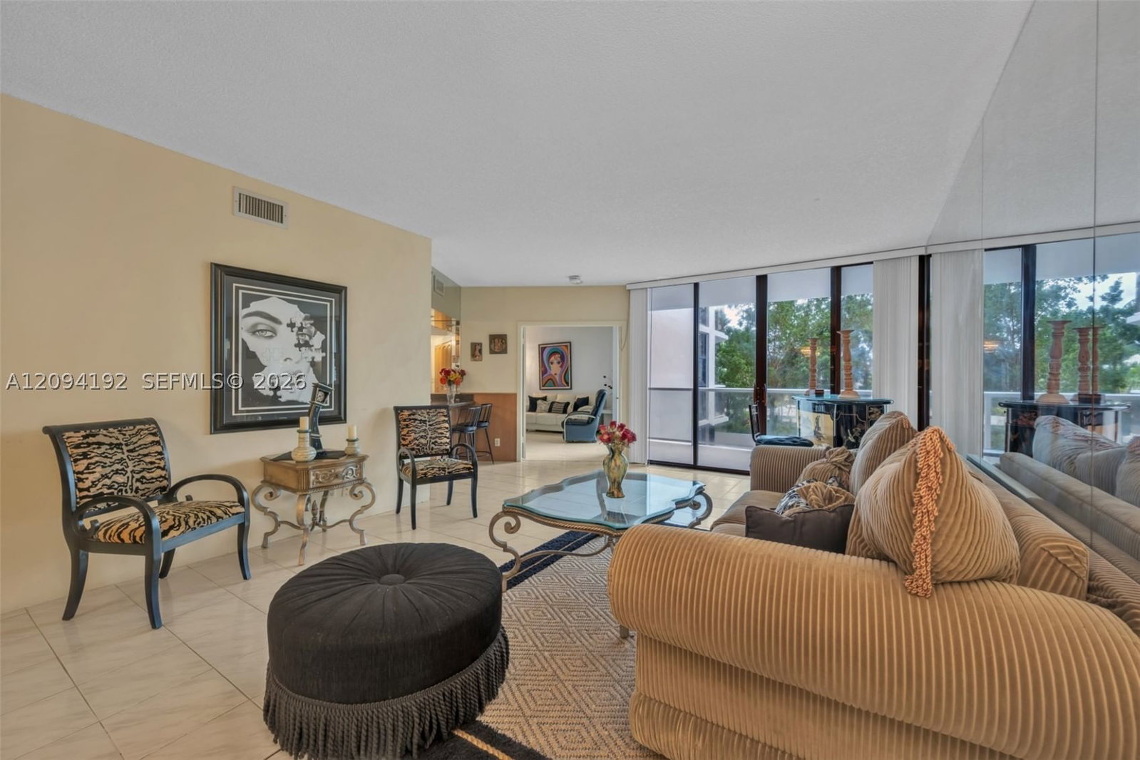Real estate property located at 20281 Country Club Dr #305, Miami-dade, Hamptons West Condo, Aventura, FL