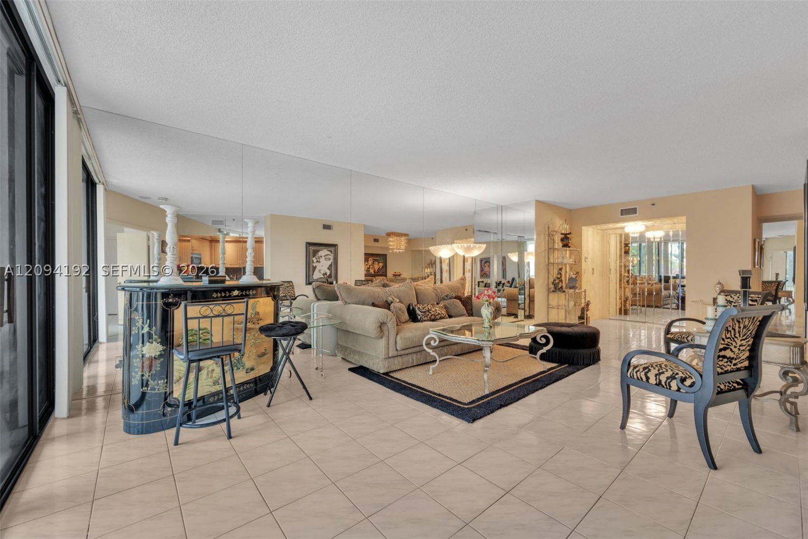 Real estate property located at 20281 Country Club Dr #305, Miami-dade, Hamptons West Condo, Aventura, FL