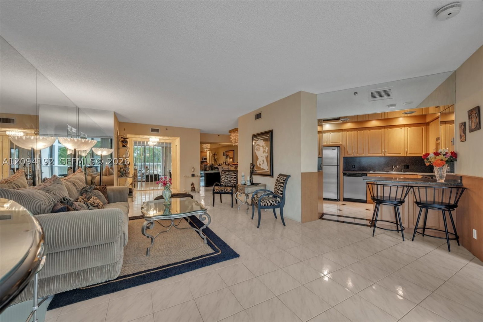 Real estate property located at 20281 Country Club Dr #305, Miami-dade, Hamptons West Condo, Aventura, FL