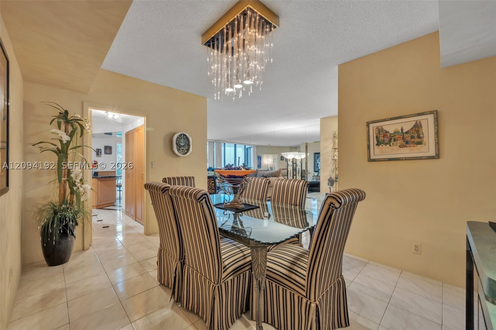 Real estate property located at 20281 Country Club Dr #305, Miami-dade, Hamptons West Condo, Aventura, FL
