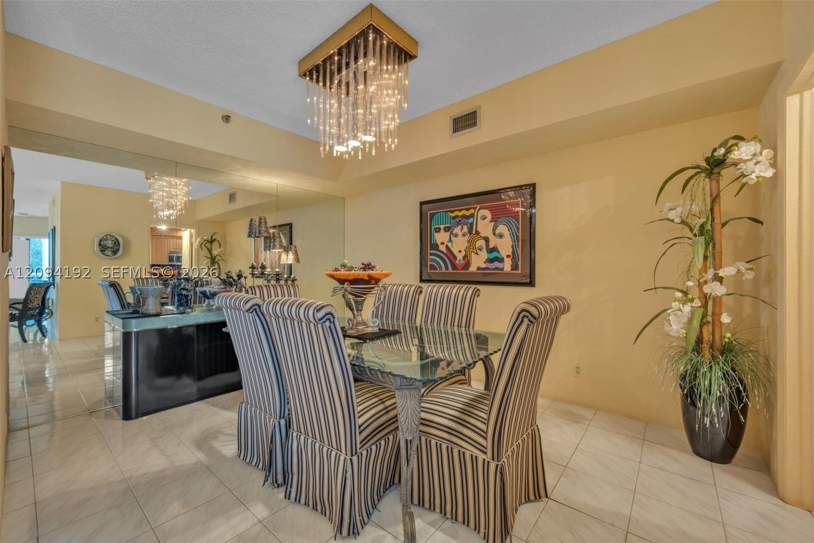 Real estate property located at 20281 Country Club Dr #305, Miami-dade, Hamptons West Condo, Aventura, FL