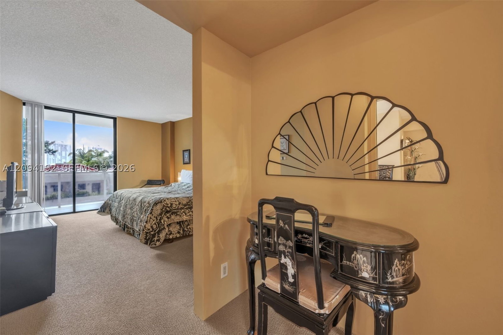 Real estate property located at 20281 Country Club Dr #305, Miami-dade, Hamptons West Condo, Aventura, FL