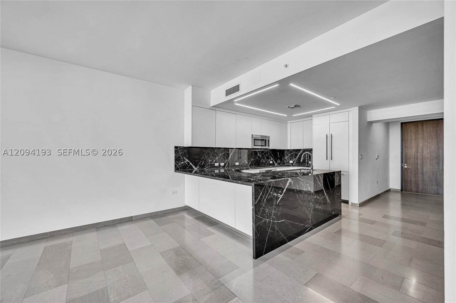 Real estate property located at 88 7th St #806, Miami-dade, Rise Condo, Miami, FL