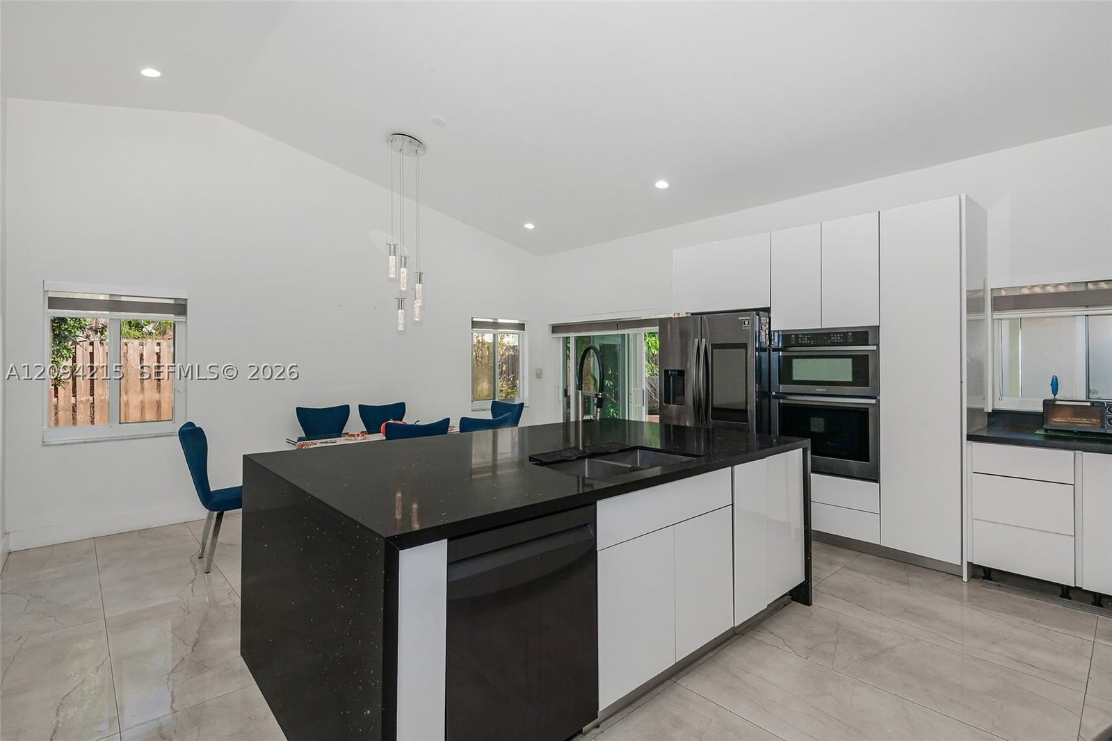 Real estate property located at 12519 10th Ct, Broward, Savannah Plat 4, Sunrise, FL