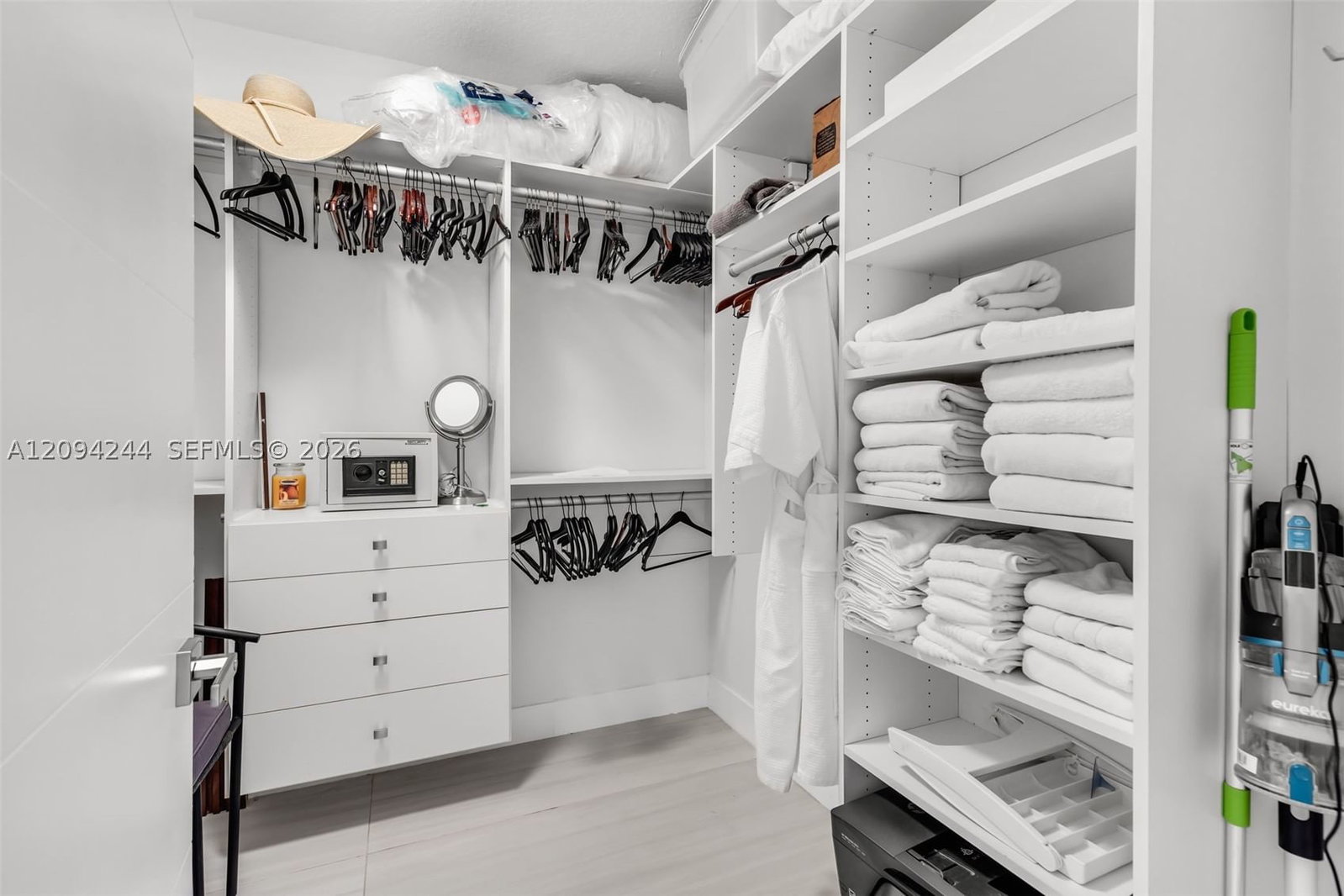 Real estate property located at 1500 OCEAN DR #707, Miami-dade, 1500 Ocean Drive Condo, Miami Beach, FL
