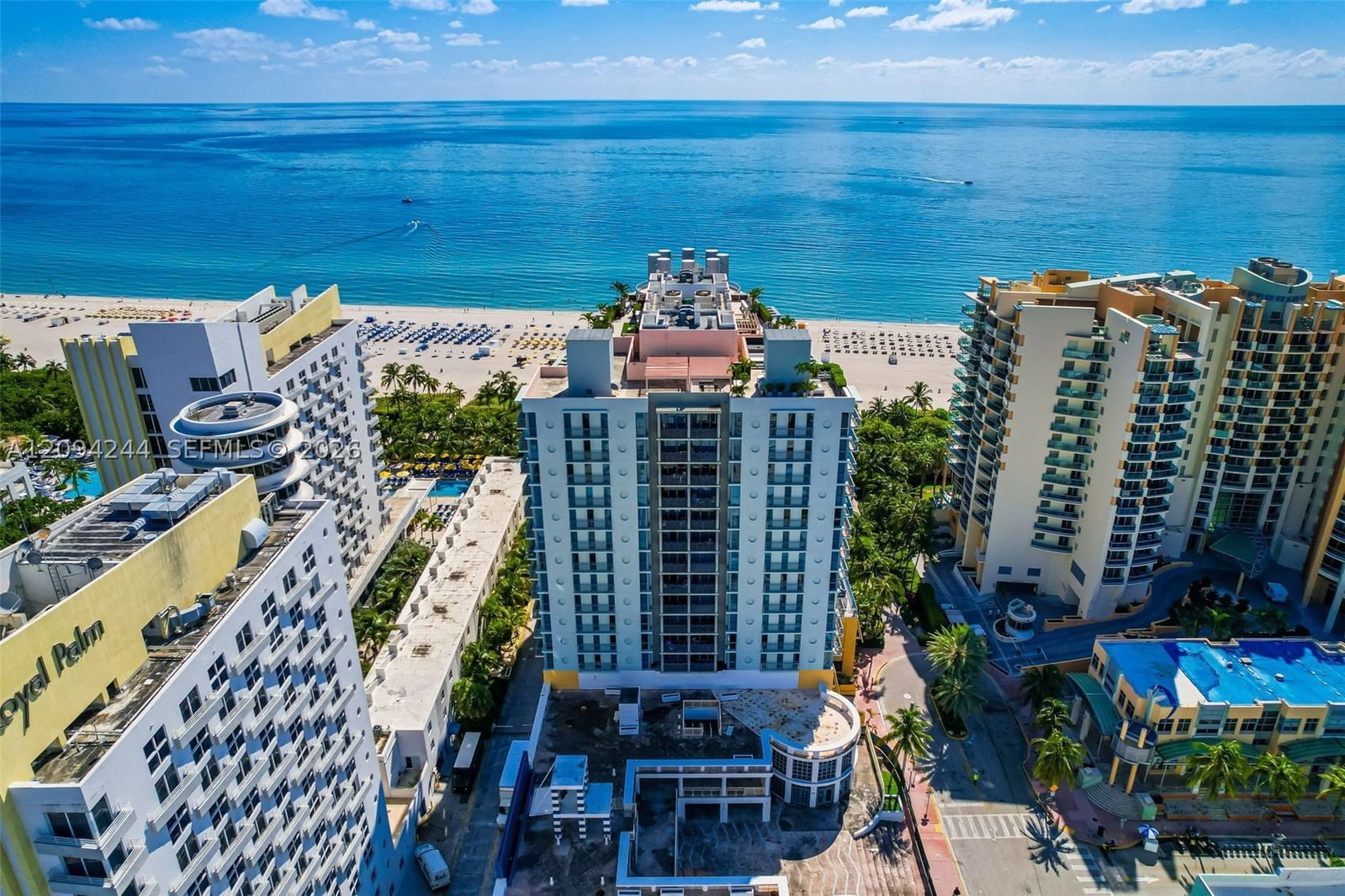 Real estate property located at 1500 OCEAN DR #707, Miami-dade, 1500 Ocean Drive Condo, Miami Beach, FL