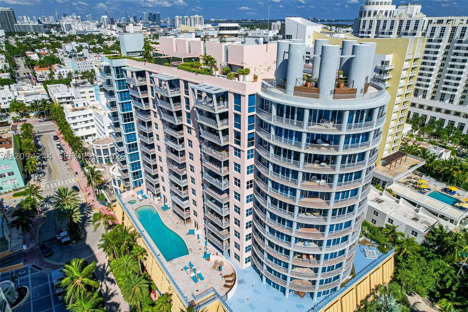 Real estate property located at 1500 OCEAN DR #707, Miami-dade, 1500 Ocean Drive Condo, Miami Beach, FL