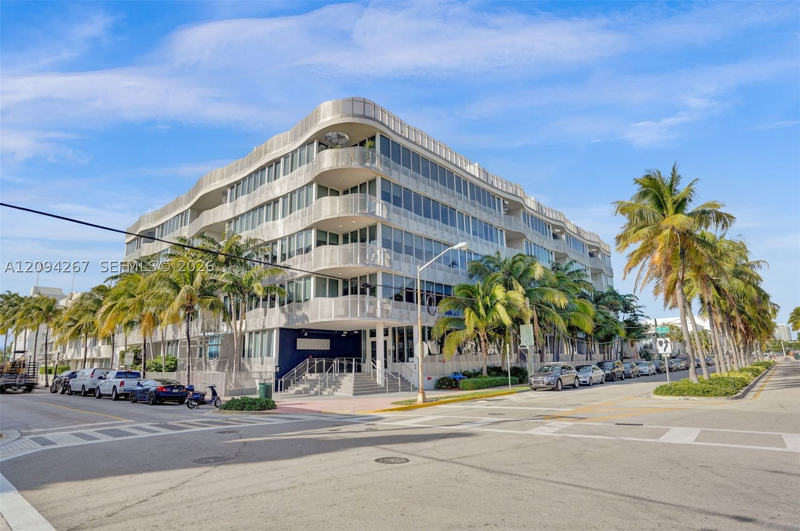 Real estate property located at 2100 Park Ave #310, Miami-dade, Artepark South Condo, Miami Beach, FL