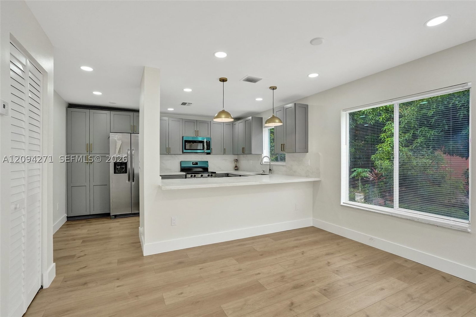 Real estate property located at 8741 10th St, Broward, Cinnamon Place V, Pembroke Pines, FL