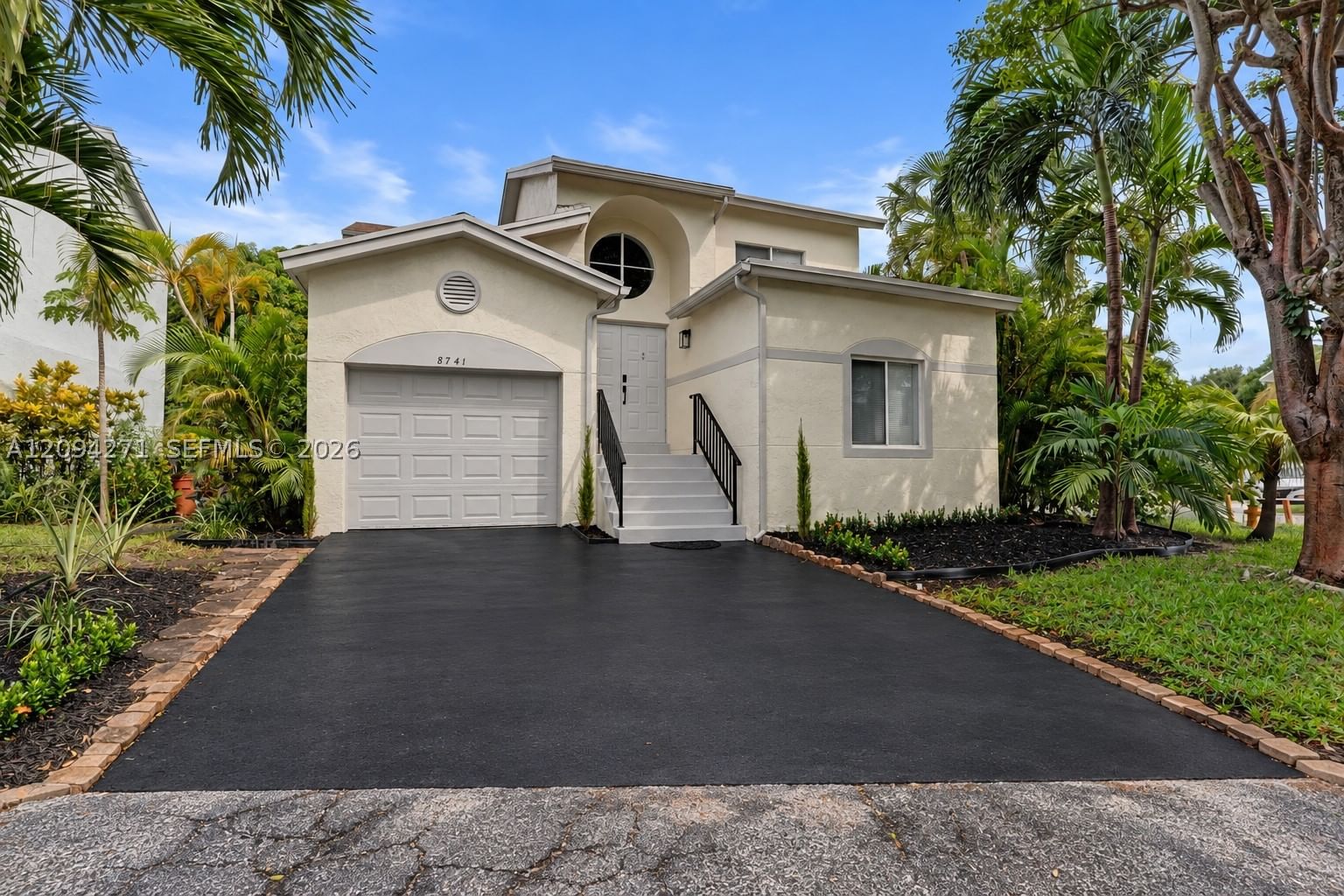 Real estate property located at 8741 10th St, Broward, Cinnamon Place V, Pembroke Pines, FL