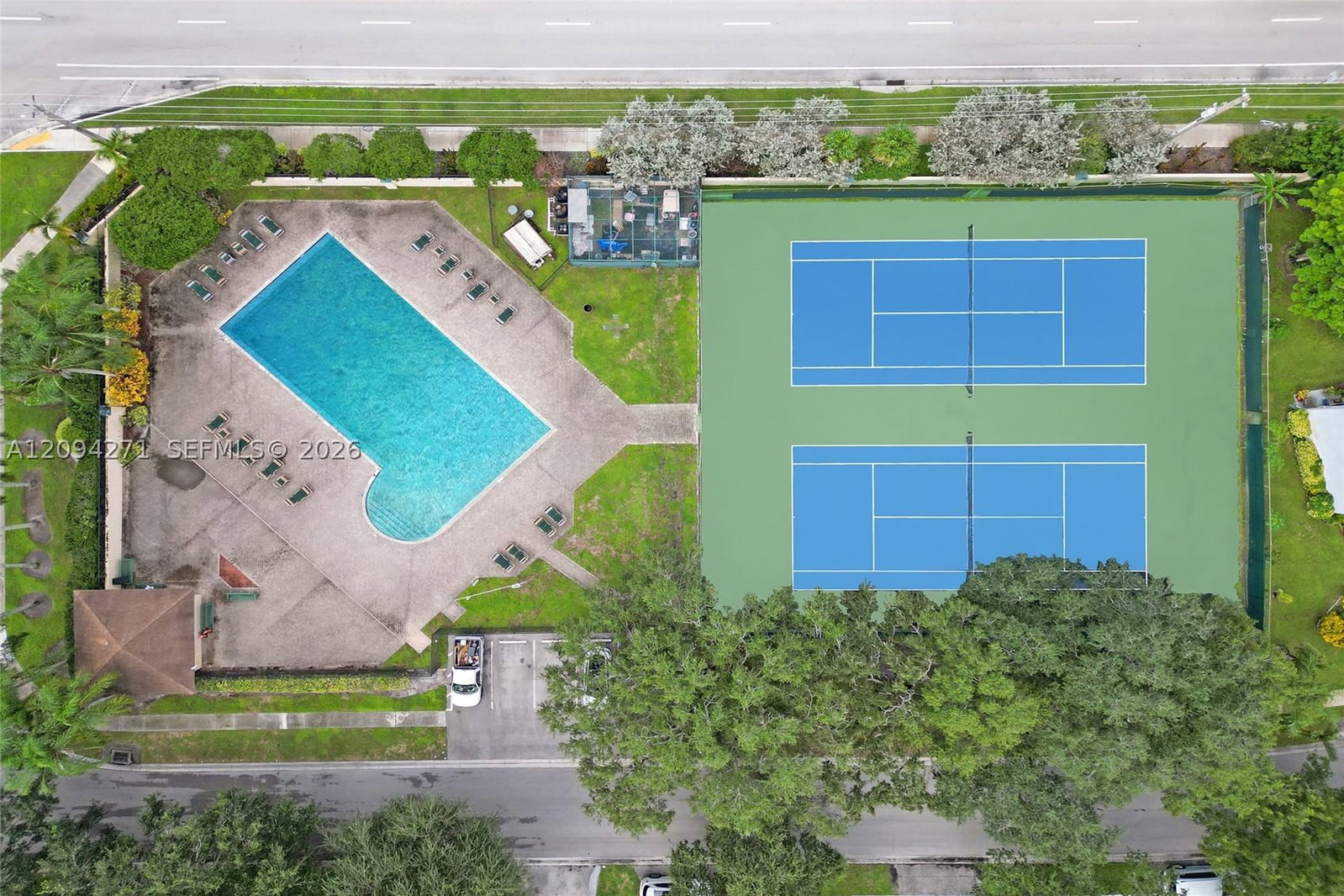 Real estate property located at 8741 10th St, Broward, Cinnamon Place V, Pembroke Pines, FL