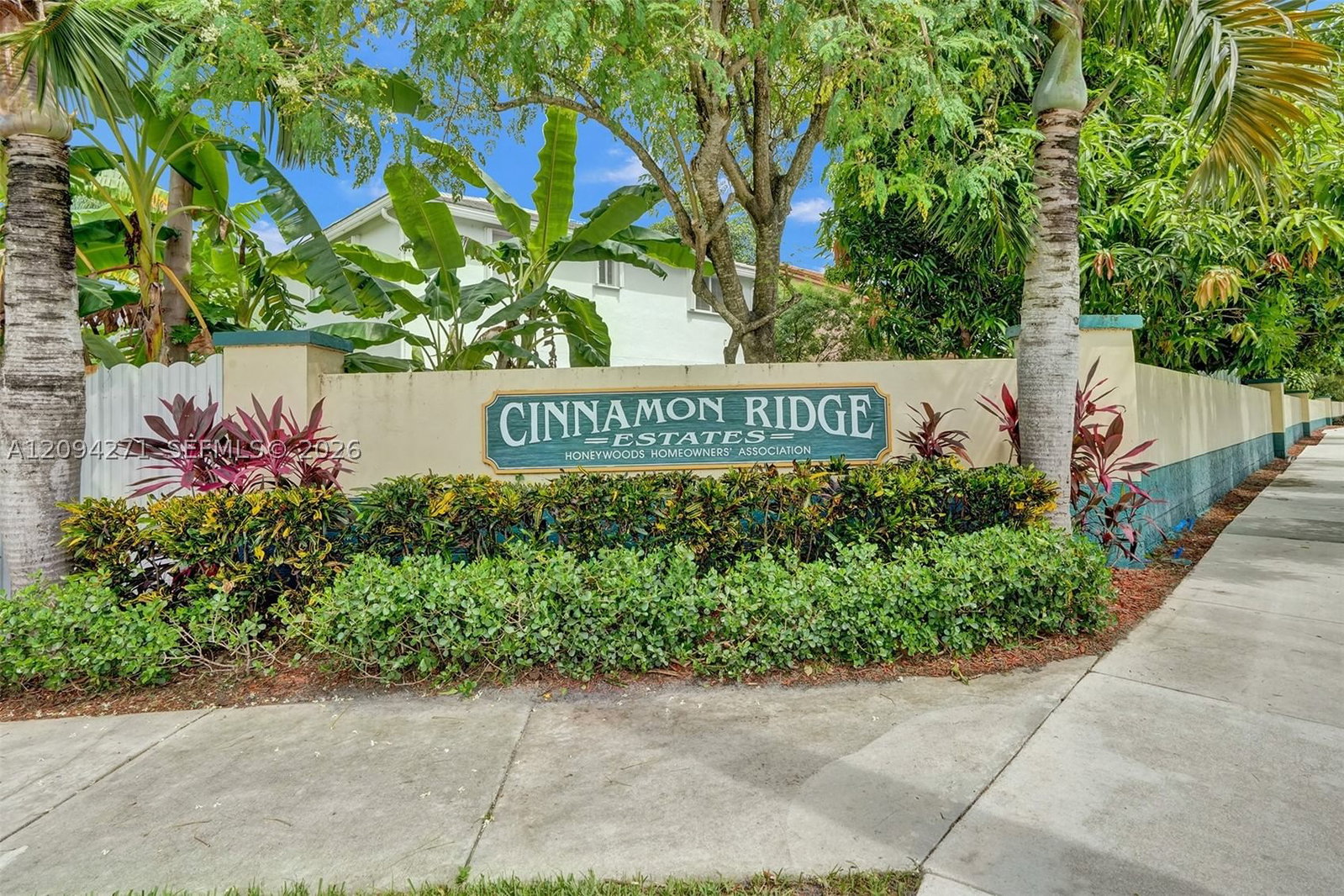 Real estate property located at 8741 10th St, Broward, Cinnamon Place V, Pembroke Pines, FL