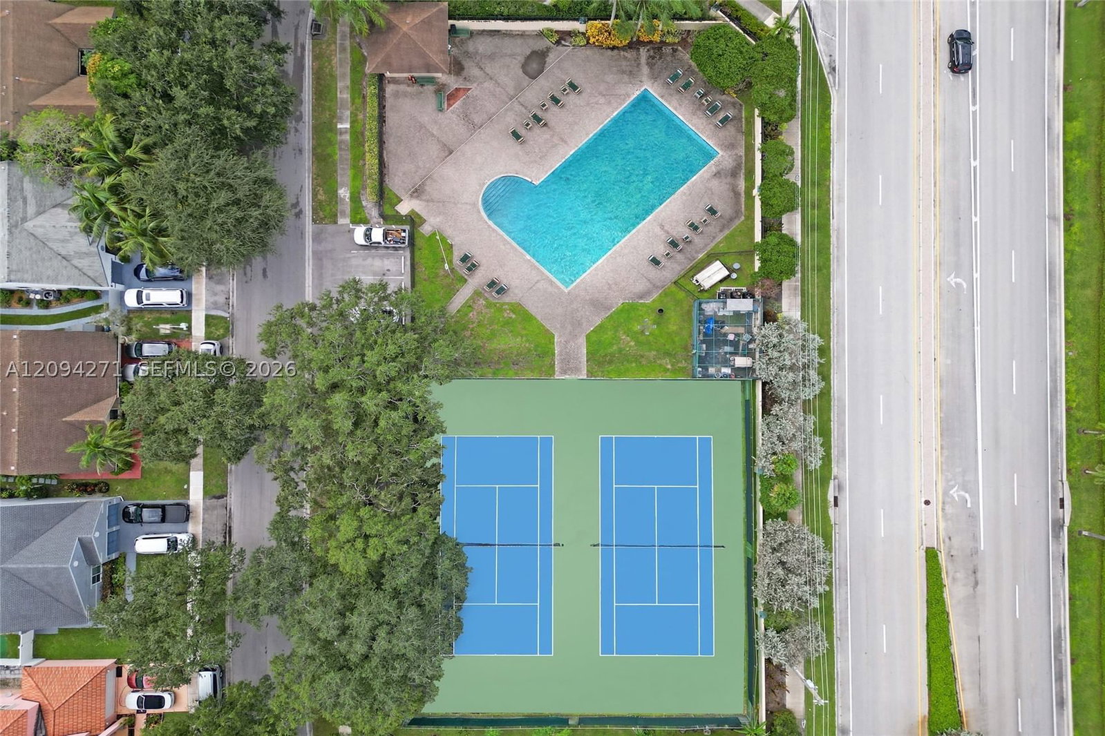 Real estate property located at 8741 10th St, Broward, Cinnamon Place V, Pembroke Pines, FL